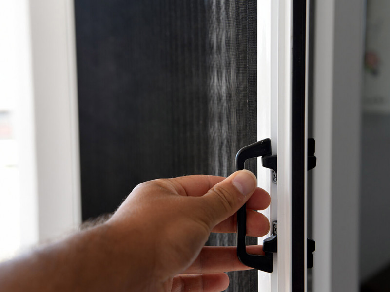 Szúnyogháló telepítés