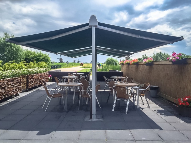 Butterfly napellenző