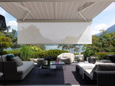 Csuklókaros napellenző