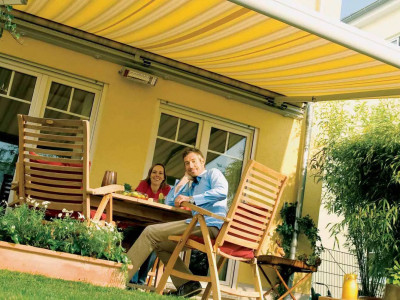 Behúzható napellenző