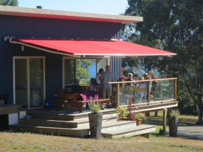 Feltekerhető napellenző